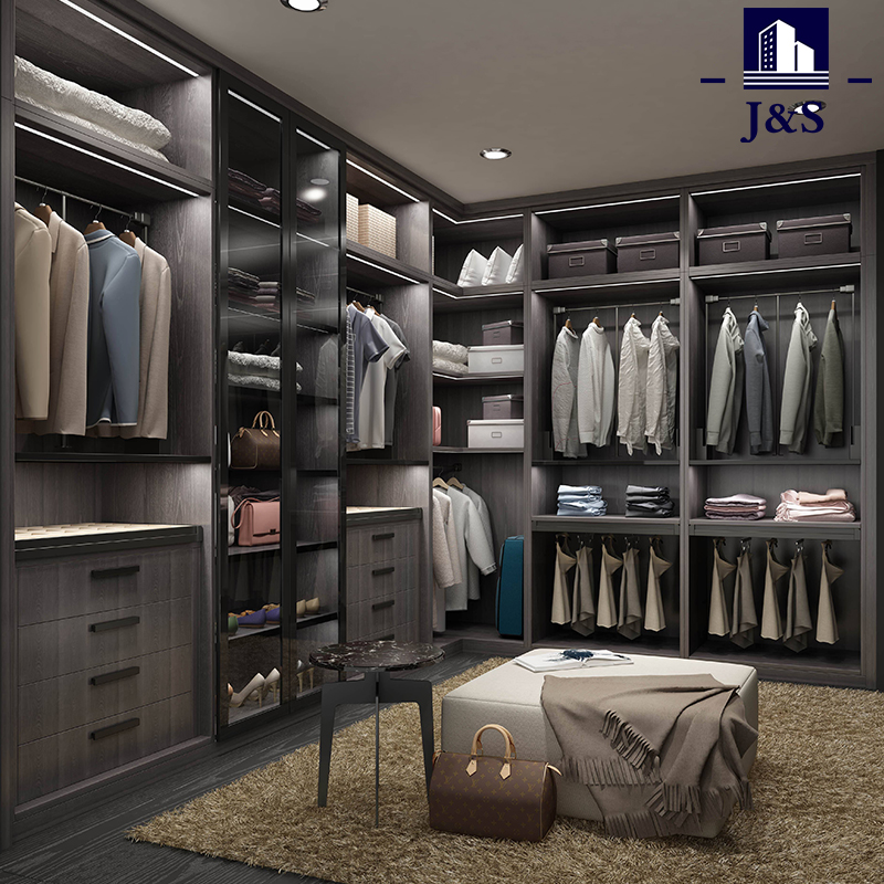 คุณกำลังจะทำ Walk in Closet